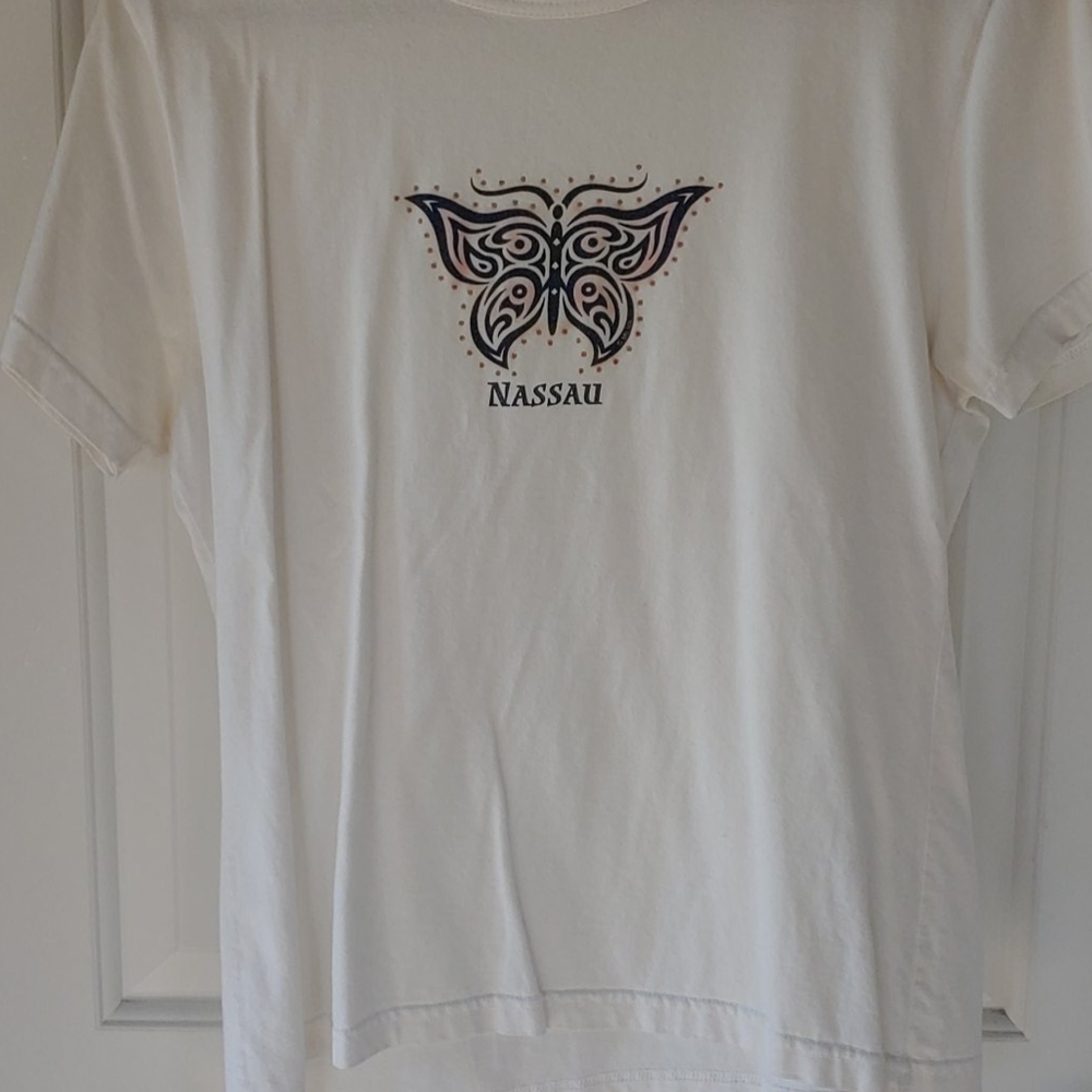 Color changing butterfly tshirt - Picture 3 of 4